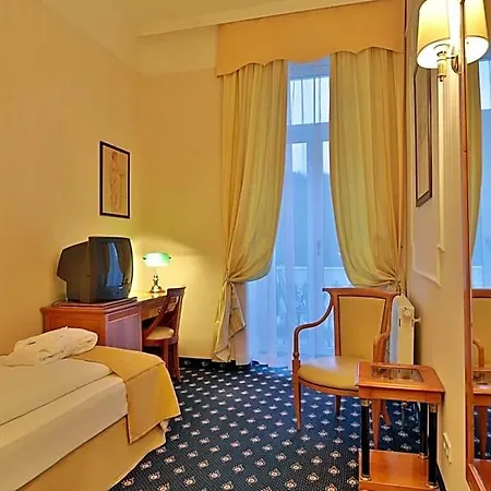 Ξενοδοχείο Belvedere Wellness 4*