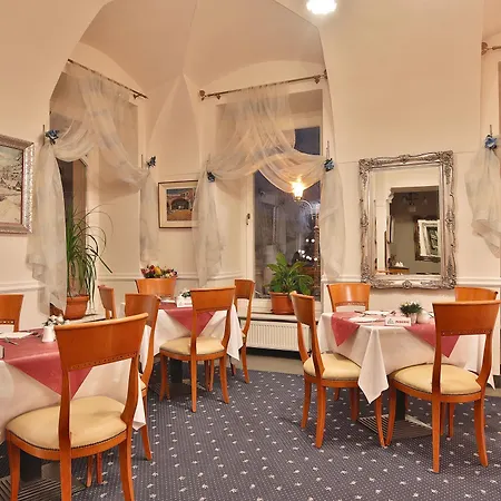 Belvedere Wellness 4* Mariánské Lázně