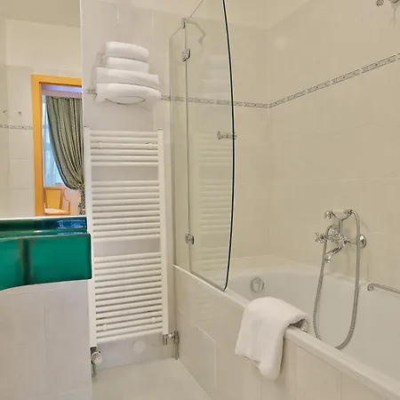 Belvedere Wellness Hotel 4*