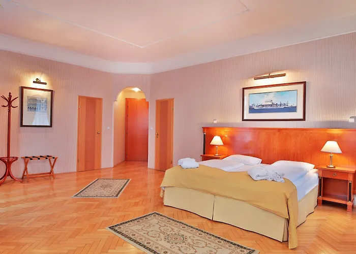 Belvedere Wellness מלון Mariánské Lázně