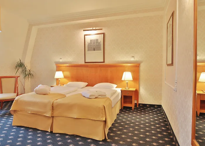 מלון Belvedere Wellness 4*