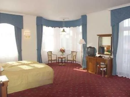 Belvedere Wellness מלון Mariánské Lázně